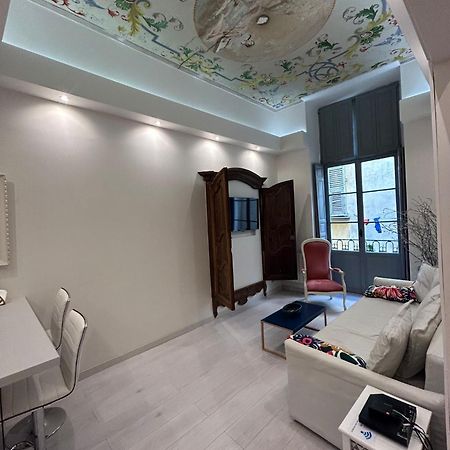 Luxury Apartment In The Heart Of Old Town Nice. Extérieur photo