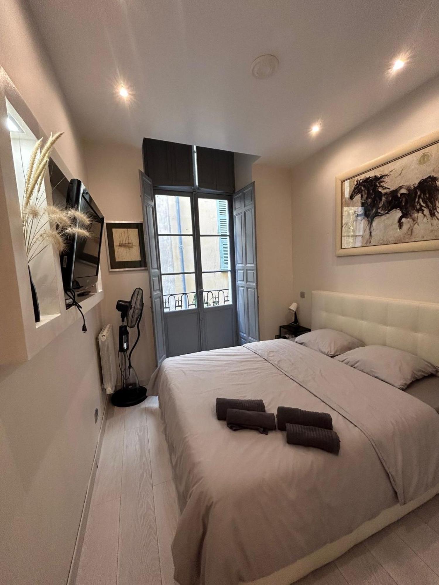 Luxury Apartment In The Heart Of Old Town Nice. Extérieur photo